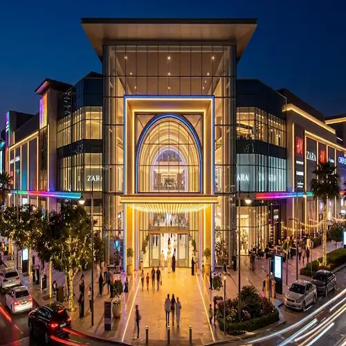 al dar mall his view at night